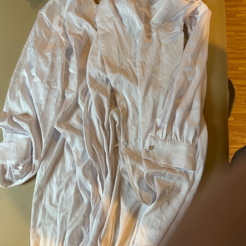 Bridal robe - Picture 3 of 3